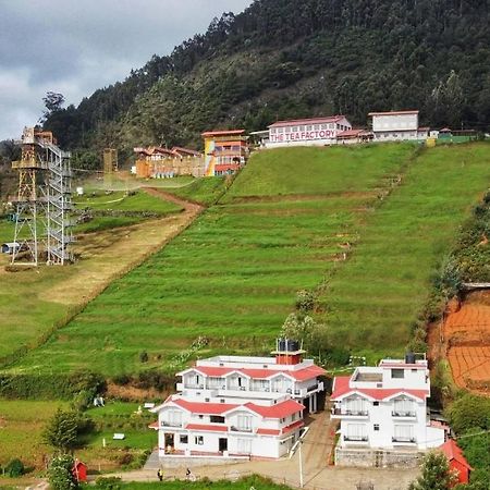 Berry Hills Resort Ooty Exteriör bild