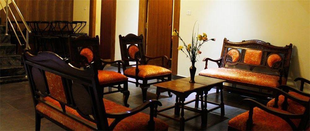 Berry Hills Resort Ooty Exteriör bild