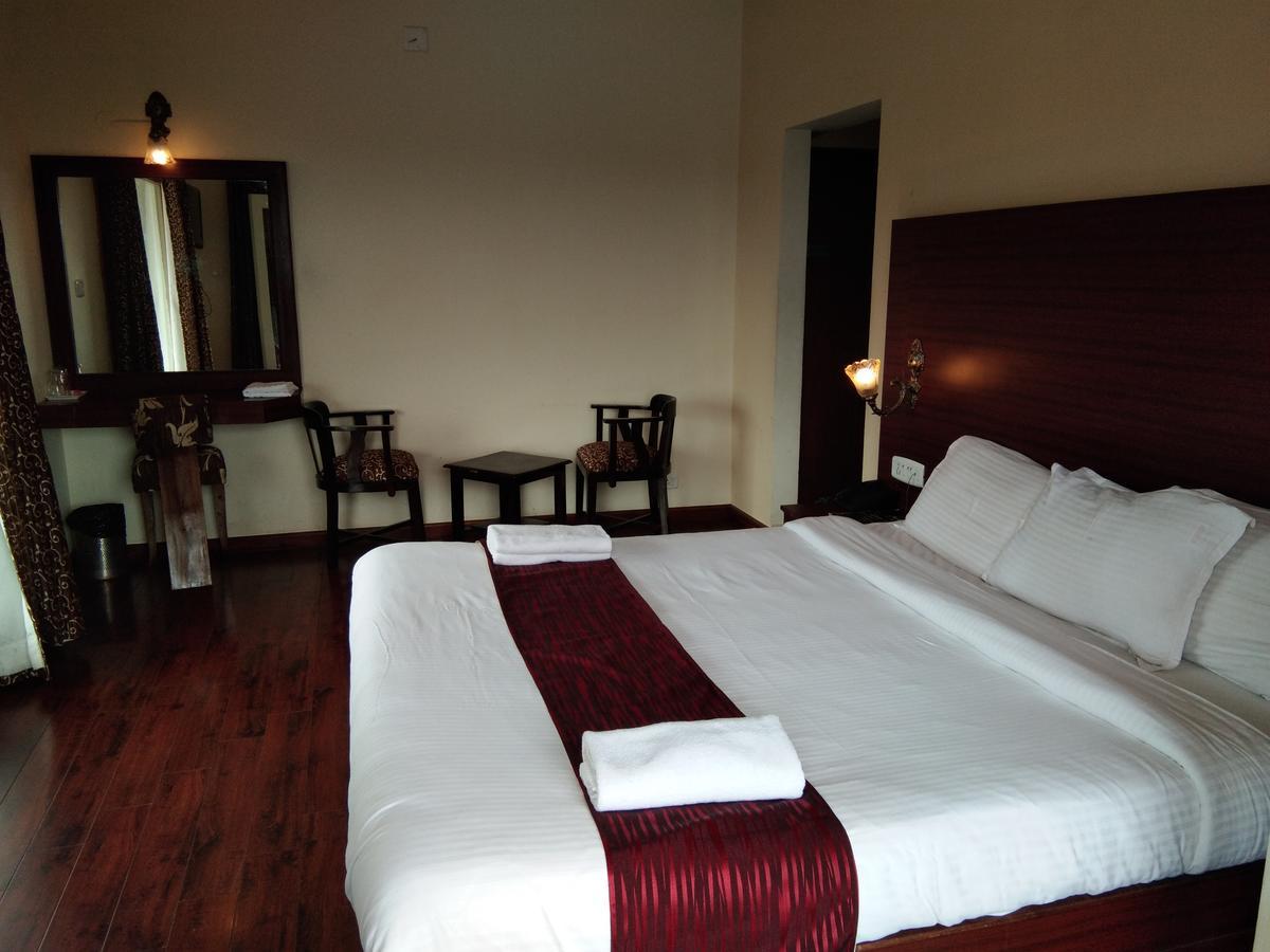 Berry Hills Resort Ooty Exteriör bild