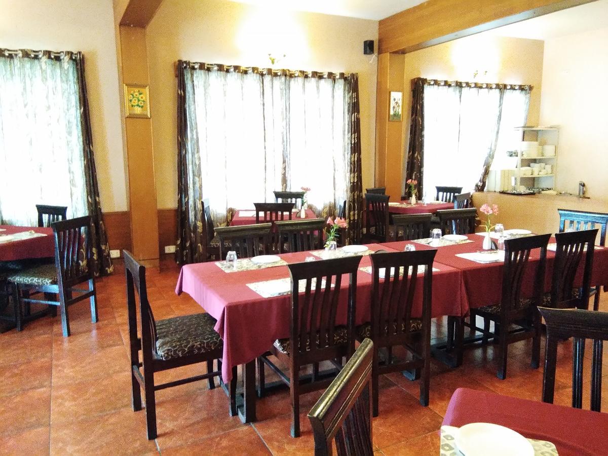 Berry Hills Resort Ooty Exteriör bild
