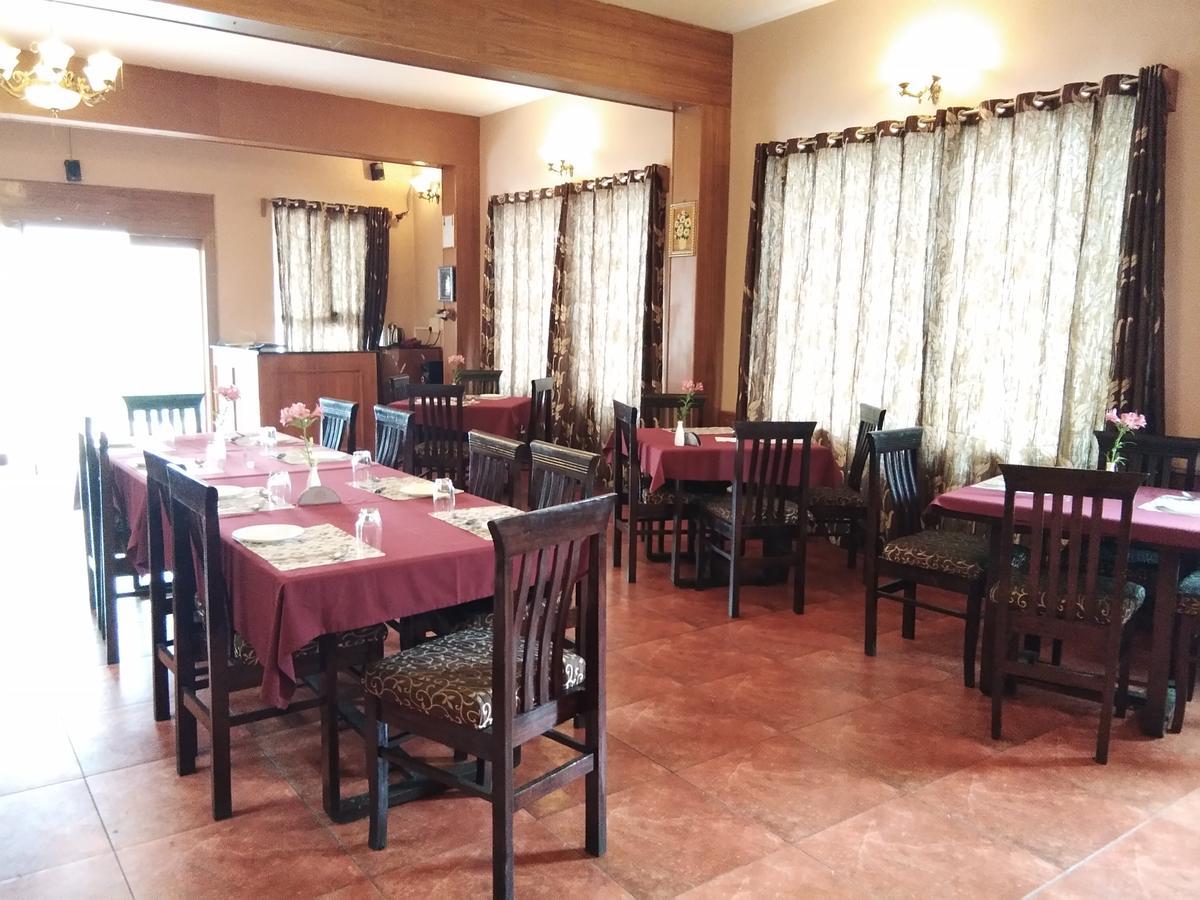 Berry Hills Resort Ooty Exteriör bild