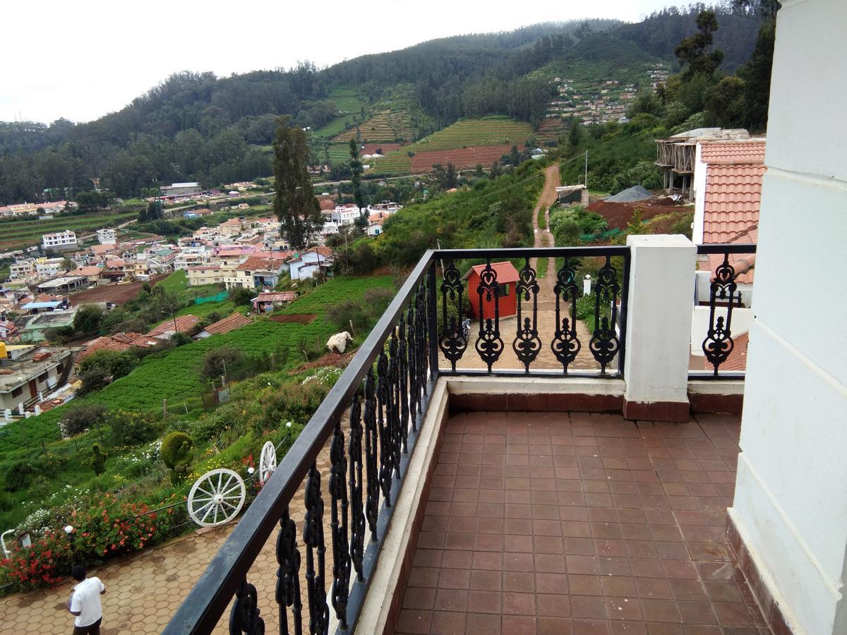 Berry Hills Resort Ooty Exteriör bild
